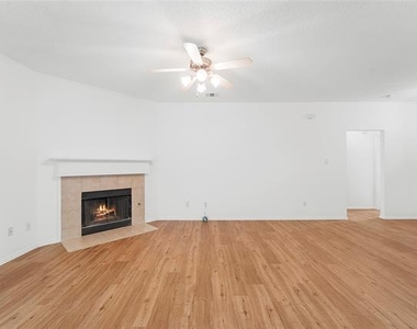 9825 Tyler Drive - Photo Thumbnail 14
