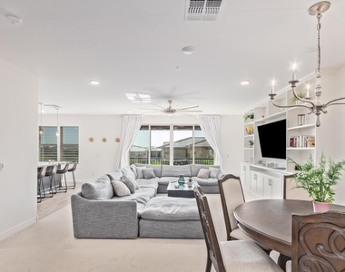 5100 E Rancho Paloma Drive - Photo Thumbnail 7