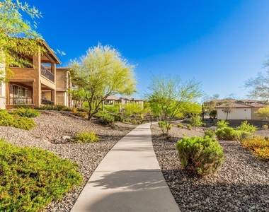 5100 E Rancho Paloma Drive - Photo Thumbnail 26