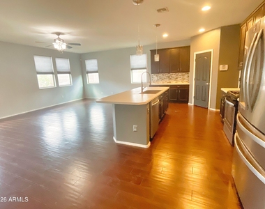 51 S 57th Place - Photo Thumbnail 10
