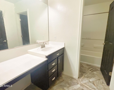 51 S 57th Place - Photo Thumbnail 24