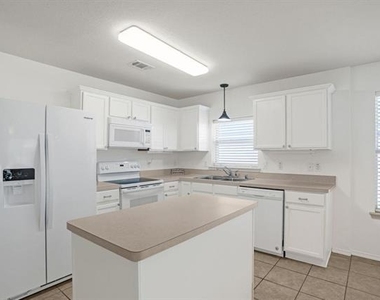4507 Falcon Drive - Photo Thumbnail 5