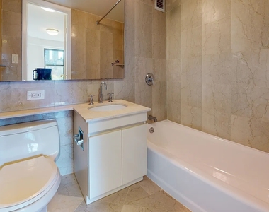 East 63rd Street - Photo Thumbnail 7