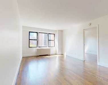 East 63rd Street - Photo Thumbnail 2