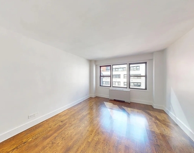 East 63rd Street - Photo Thumbnail 2