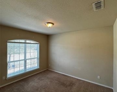 4752 Kendrick Peak Way - Photo Thumbnail 17