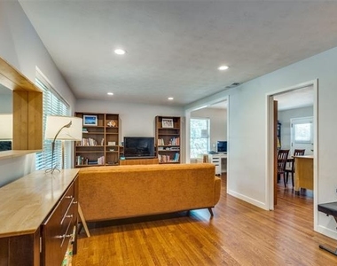 9222 Livenshire Drive - Photo Thumbnail 3
