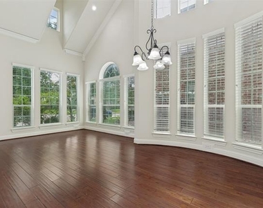13261 Dianna Drive - Photo Thumbnail 3
