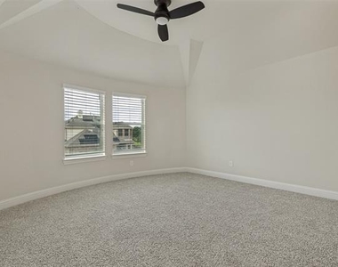 13261 Dianna Drive - Photo Thumbnail 8