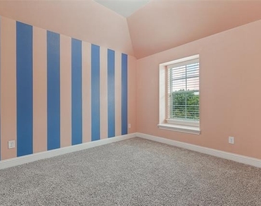 13261 Dianna Drive - Photo Thumbnail 10