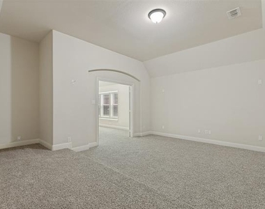 13261 Dianna Drive - Photo Thumbnail 7