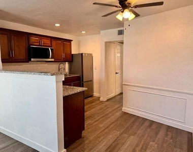 5001 Bowser Avenue - Photo Thumbnail 3