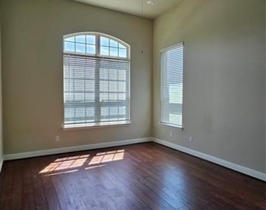 7378 Joshua Road - Photo Thumbnail 7