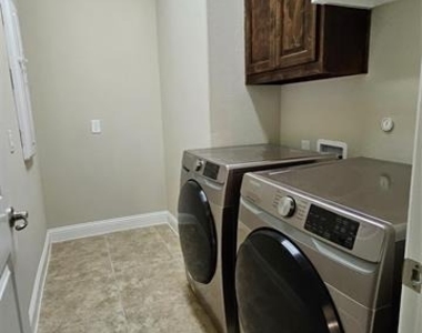 7378 Joshua Road - Photo Thumbnail 11