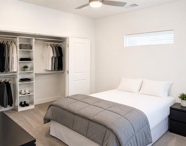 2249 Bird Street - Photo Thumbnail 5