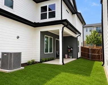2249 Bird Street - Photo Thumbnail 1