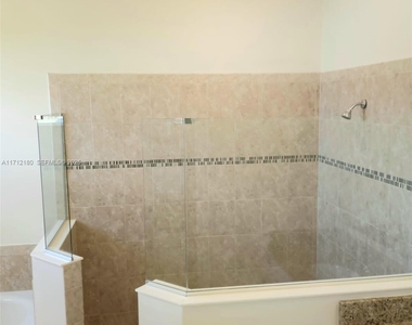 6555 Barbados Court - Photo Thumbnail 20