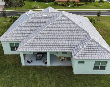 6555 Barbados Court - Photo Thumbnail 5