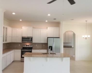 6555 Barbados Court - Photo Thumbnail 9