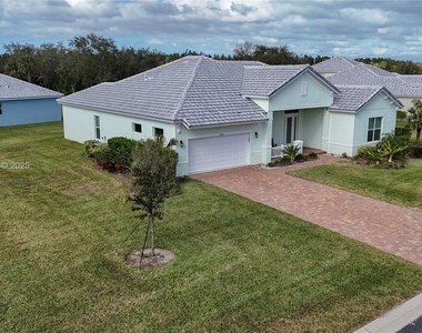 6555 Barbados Court - Photo Thumbnail 7