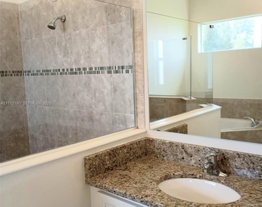 6555 Barbados Court - Photo Thumbnail 21