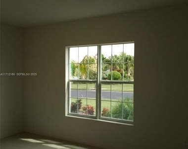 6555 Barbados Court - Photo Thumbnail 23