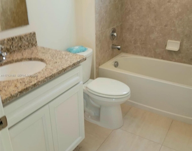 6555 Barbados Court - Photo Thumbnail 24