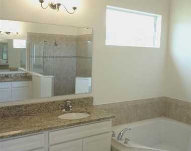 6555 Barbados Court - Photo Thumbnail 22