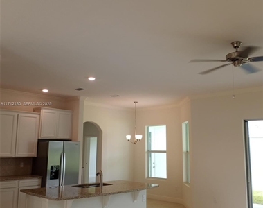 6555 Barbados Court - Photo Thumbnail 15