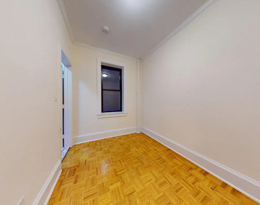 East 38th Street - Photo Thumbnail 3