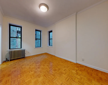 East 38th Street - Photo Thumbnail 1