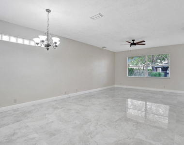 12645 Nw 8th Court - Photo Thumbnail 5