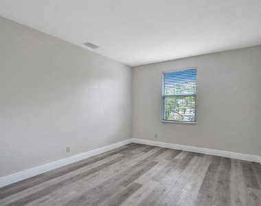 12645 Nw 8th Court - Photo Thumbnail 20
