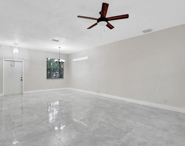 12645 Nw 8th Court - Photo Thumbnail 6