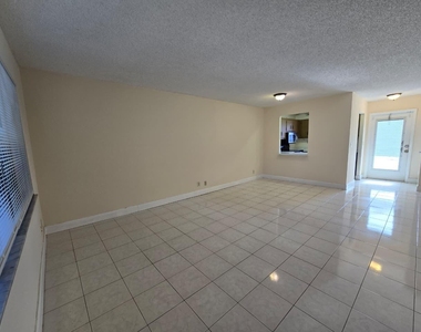 550 Se 2nd Avenue - Photo Thumbnail 4