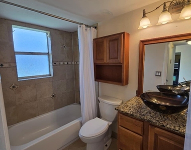 550 Se 2nd Avenue - Photo Thumbnail 6