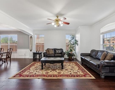 1501 Ector Drive - Photo Thumbnail 10