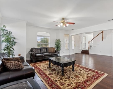 1501 Ector Drive - Photo Thumbnail 11