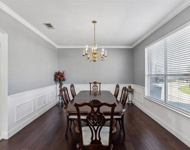 1501 Ector Drive - Photo Thumbnail 8