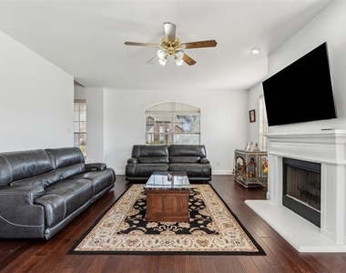 1501 Ector Drive - Photo Thumbnail 12