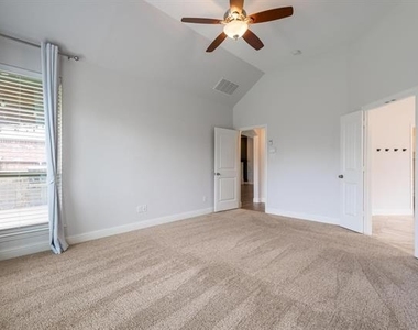 3605 Meridian Avenue - Photo Thumbnail 11