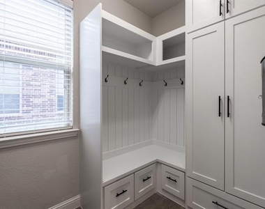 3605 Meridian Avenue - Photo Thumbnail 31