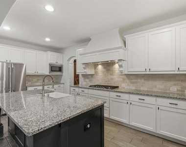3605 Meridian Avenue - Photo Thumbnail 5