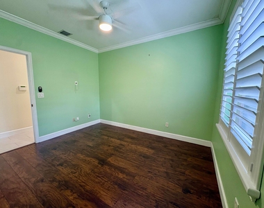 315 Coral Trace Lane - Photo Thumbnail 23