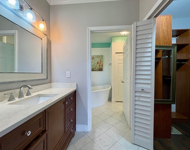 315 Coral Trace Lane - Photo Thumbnail 17