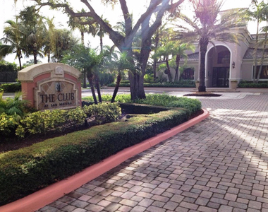 3019 Alcazar Place - Photo Thumbnail 2