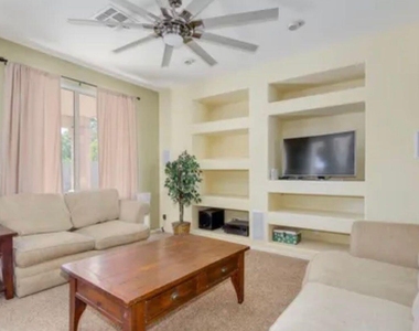 20456 N 94th Lane - Photo Thumbnail 1