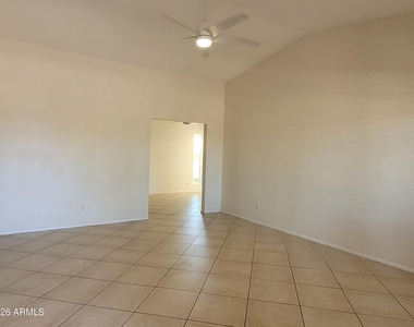 3910 E Shomi Street - Photo Thumbnail 4