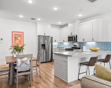 2529 Barnwood Lane - Photo Thumbnail 8