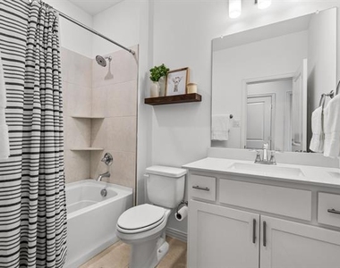 2529 Barnwood Lane - Photo Thumbnail 31